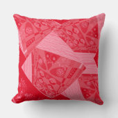 折り紙チンツ(L)赤いちご クッション (正面)