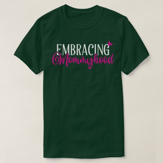 抱き寄せるママ Tシャツ (デザイン正面)