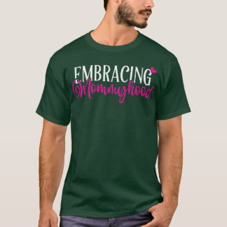 抱き寄せるママ Tシャツ