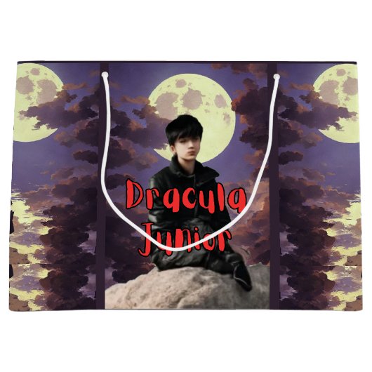 抱き枕 – ラージドラキュラジュニア ラージペーパーバッグ (正面)