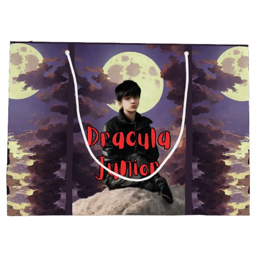 抱き枕 – ラージドラキュラジュニア ラージペーパーバッグ (裏面)