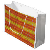 抱き枕 – 黄色とオレンジのクロチェットパターン(Lrg) ラージペーパーバッグ (正面アングル)