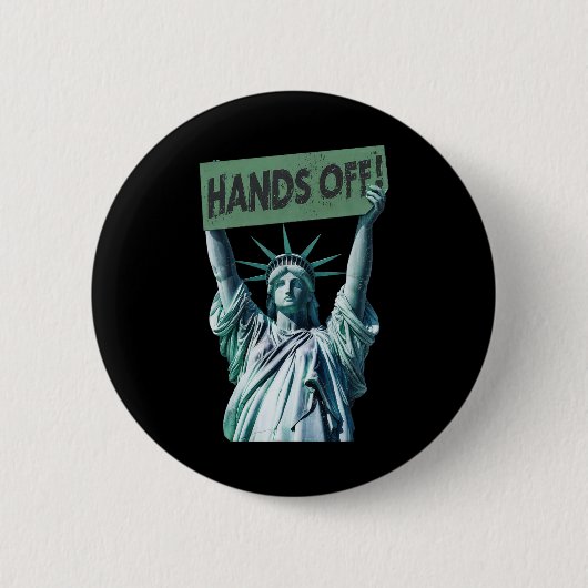 抵抗と抗議のシャツはリバーの彫像を手にする 缶バッジ (正面)