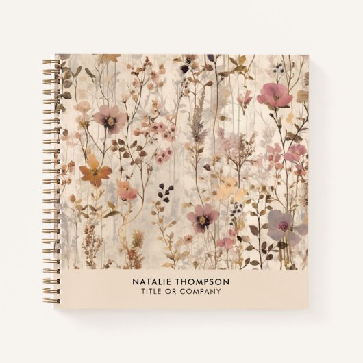 押された花コテージコアワイルドフラワーズボタニカル ノートブック (正面)