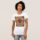 抽象デザイン上数々のの着色ダイヤモンドの画像 Tシャツ (正面フル)