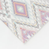 抽象的で幾何学的でアステカなパターン フリースブランケット (角)