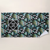 抽象的で幾何学的なやし及び波パターン ビーチタオル (正面)