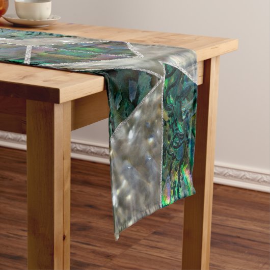 抽象的で幾何学的なアワビおよび真珠母 ショートテーブルランナー (インサイチュ)