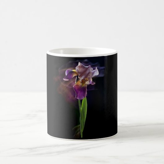 抽象的なアイリスフラワー - エレガントな花の芸術 コーヒーマグカップ (中央)