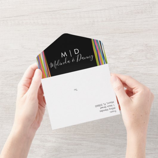 抽象的なカラフルなブラックスクリプト オールインワン招待状 (開いている状態)