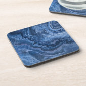 抽象的なディープブルーマーブル コースター (左側)