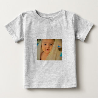 抽象的なミニマルフェイスアートTシャツデザイン ベビーTシャツ