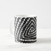 抽象的な三角形の詳細なペンとインクの形 コーヒーマグカップ (正面左)