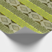 抽象的な民族の幾何学的な緑の縞模様 ラッピングペーパー (角)