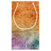 抽象的な焦茶色の紫のダマスク模様のアルコールインク スモールペーパーバッグ (裏面)