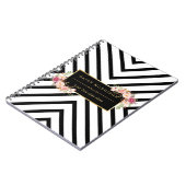 抽象的な白黒のストライプおよび花の金ゴールドフレーム ノートブック (左側)