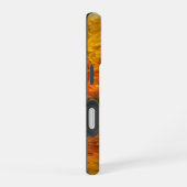 抽象的な秋の湖のモノグラムイニシャル iPhone 16ケース (右側面)