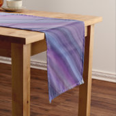 抽象的な紫色およびティール（緑がかった色）の勾配のストライプなパターン ショートテーブルランナー (インサイチュ)