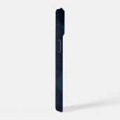 抽象的な青いペイントストローク柄 iPhone 15ケース (右側面)