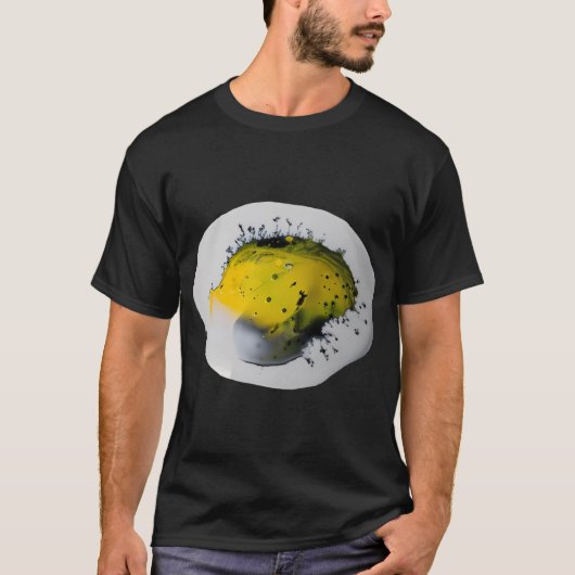 抽象的な黄色の魚 Tシャツ (正面)