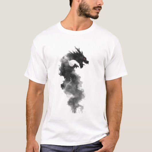 抽象的な黒い墨の煙のドラゴンファンタジーTシャツ Tシャツ (正面)