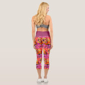 抽象芸術お洒落フラミンゴピンクオレンジフローラ カプリレギンス (裏面)