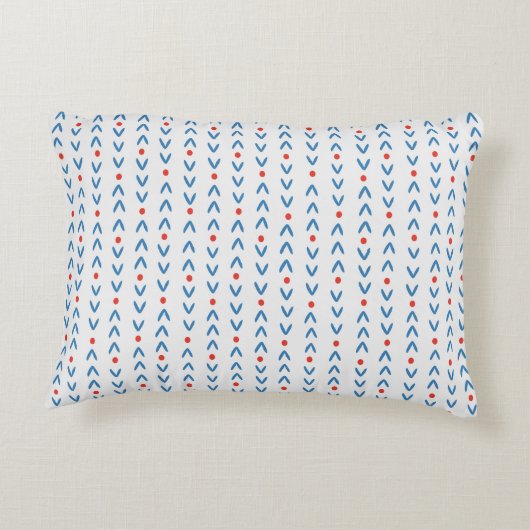 抽象芸術の継ぎ目のない青と赤のクリーム模様 アクセントクッション (裏面)