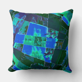 抽象芸術の緑の牧草地の部分と青い空、切り込み クッション