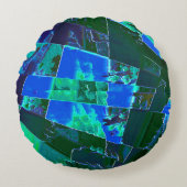 抽象芸術の緑の牧草地の部分と青い空、切り込み ラウンドクッション (正面)