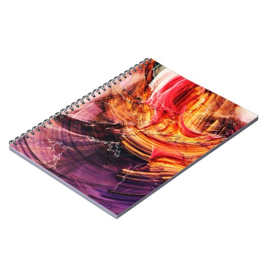 抽象芸術の美しい紫、赤と黄色の明るいc ノートブック (左側)