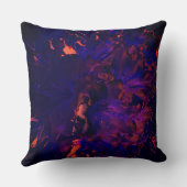 抽象芸術の花がゴシック色の紫色の効果で水没した クッション (裏面)