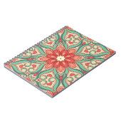 抽象芸術の花の模様で、光の上にハートが付いている ノートブック (左側)