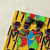 抽象芸術アフリカ姿オンイエロー2 ビーチタオル (インサイチュ)