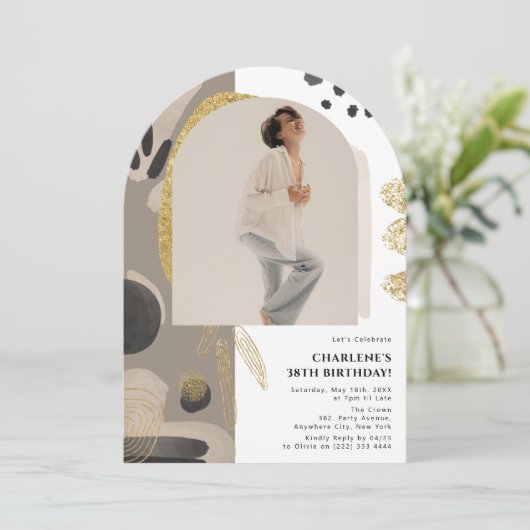抽象芸術アーチ写真誕生日任意の年齢 招待状 (スタンド正面)