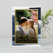 抽象芸術ウェディング日付の保存招待状 |青 箔招待状 (立ち正面)