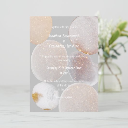 抽象芸術エレガント大理石グレー金ゴールド結婚ズ 招待状 (スタンド正面)
