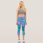 抽象芸術カッコいいライムグリーンとパープルフローラスワール カプリレギンス (正面)