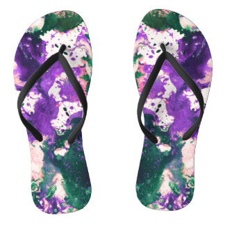 抽象芸術カラフルグリーンとパープル(ばちゃばちゃ)跳ねる絵を描 ビーチサンダル
