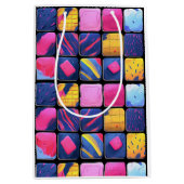 抽象芸術カラフルブロックパターン ミディアムペーパーバッグ (正面)