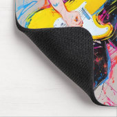 抽象芸術クールのコミカルな女性ギタリスト マウスパッド (コーナー)