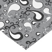 抽象芸術グレーと白のチューリップペイズリーパターン ショートテーブルランナー (コーナー)