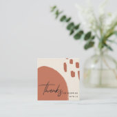 抽象芸術テラコッタレッドクラフトSCANDI THANK YOU スクエア名刺 (スタンド正面)