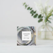 抽象芸術デニムブルー&金ゴールドアルコールインクリキッドアート スクエア名刺 (スタンド正面)