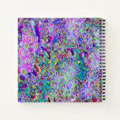 抽象芸術トリップ（幻覚体験）のようなピンクと紫の花 ノートブック (裏面)