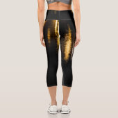 抽象芸術ナイトライト海の光沢のある金ゴールド反射 カプリレギンス (裏面)