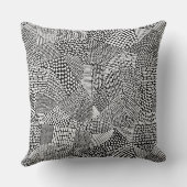 抽象芸術パッチワークの地図 – 黒の上に白 クッション (裏面)