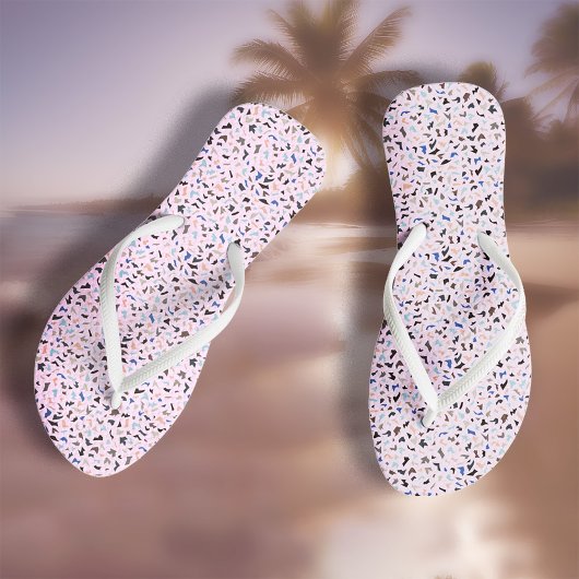 抽象芸術ピンクの背景にモザイク模様 ビーチサンダル