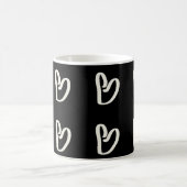 抽象芸術ファンキー、白ハート、黒いマグカップ。 コーヒーマグカップ (中央)