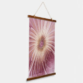 抽象芸術フラワーフラクタルアート&バーガンディの色合い 吊り下げ型タペストリー (傾斜あり)
