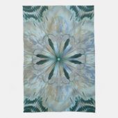 抽象芸術フラワーフラクタルティール(緑がかった色)ホワイトブルーグレー キッチンタオル (縦)